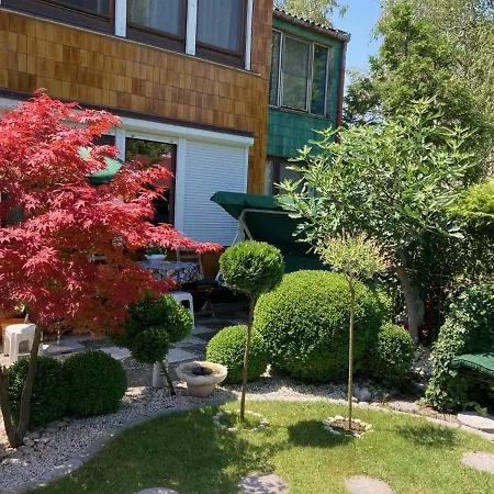 Nyaralo Japankerttel - With Japanese Garden * Balatonmáriafürdő